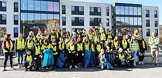 Schüler der Klassen 5b und 6a bei der Kreisputzete in Remshalden - Gruppenbild